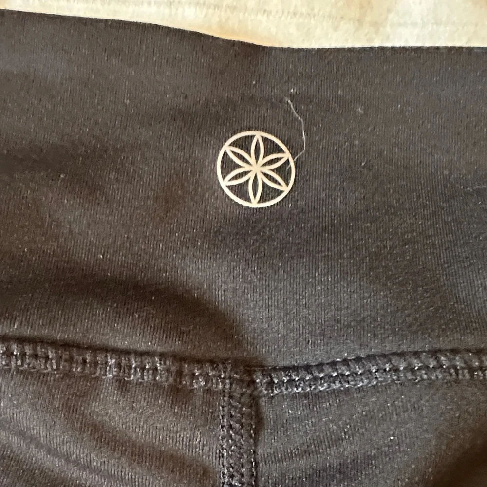 GAIAM Black Leggings - Picture 4 of 6